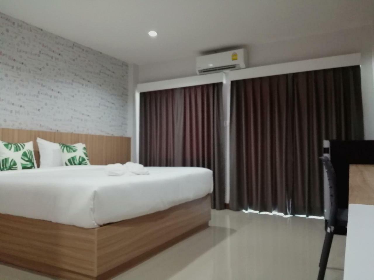 The Like Hotel ウドーンターニー エクステリア 写真